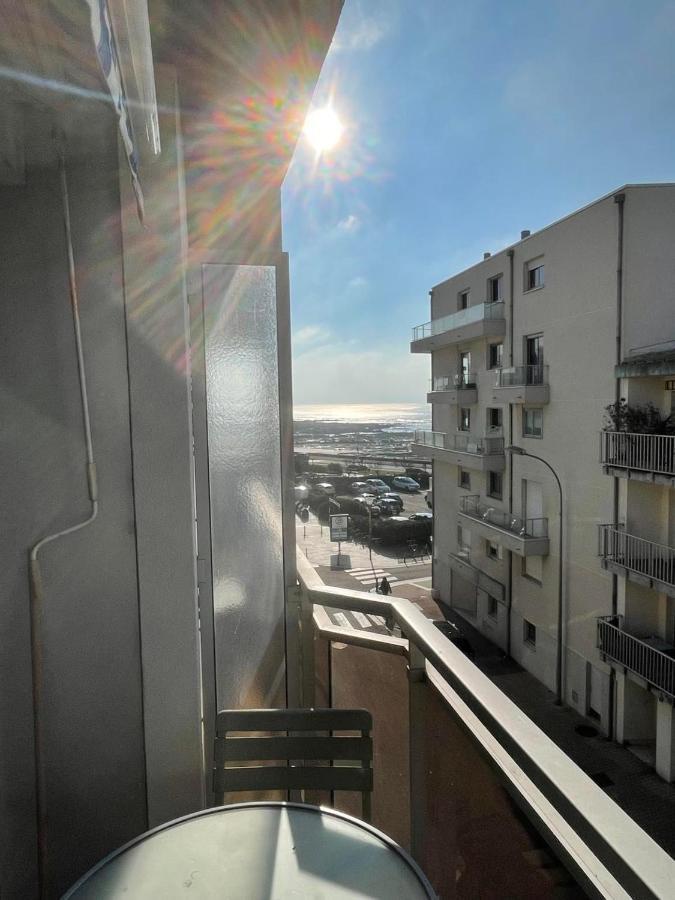 La Rose Des Vents - Studio A 20 Metres Du Remblai Les Sables-dʼOlonne Exterior foto